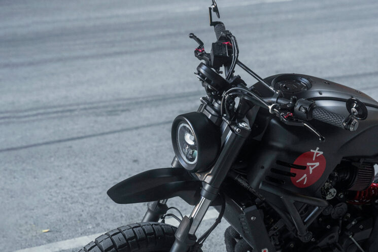 Yamaha XSR700 street scrambler by Unik Edition