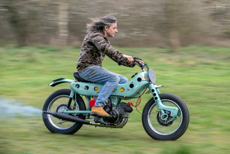 Custom Ariel Leader two-stroke by Ivan Counsell