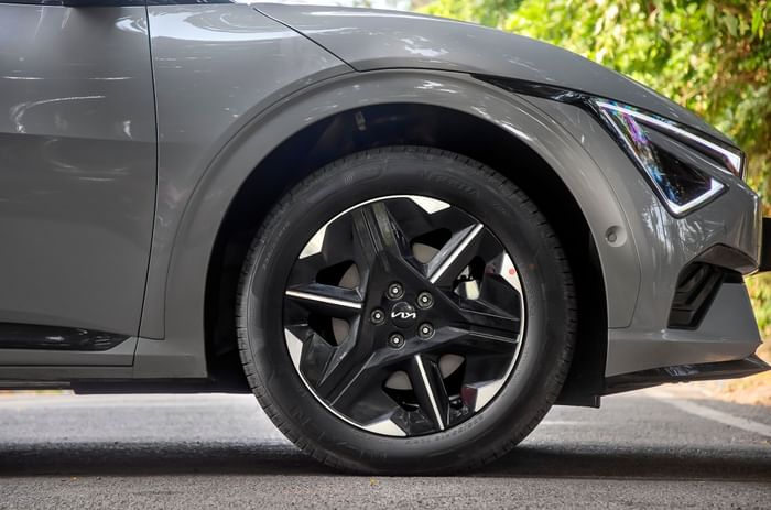 2025 Kia EV6 alloy wheels 2025 Kia EV6 alloy wheels