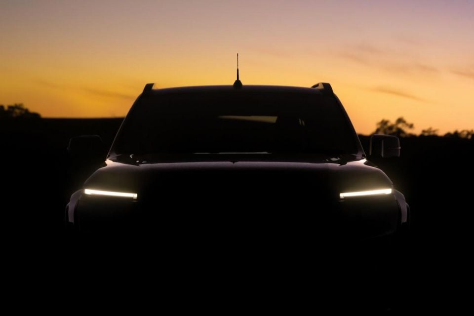 2026 Nissan Navara teaser